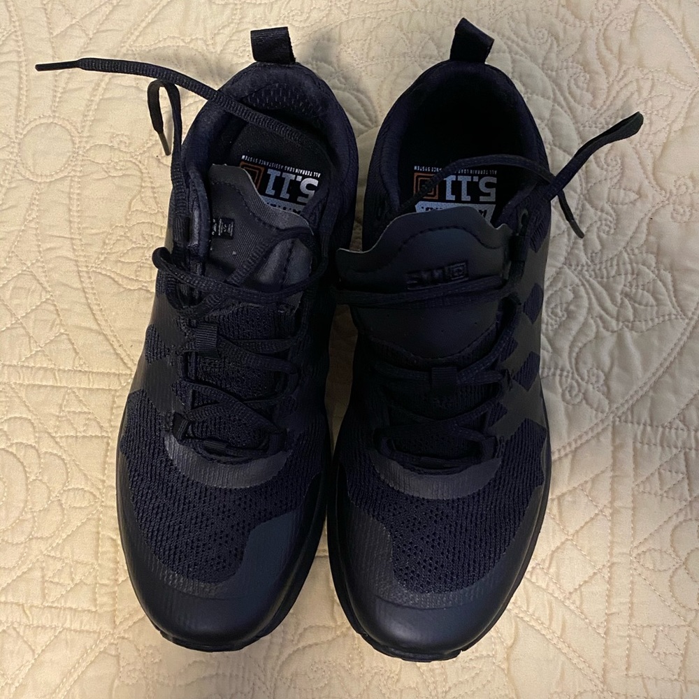 5.11 Atlas Trainer